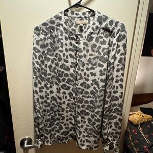 Banana Republic, size 10, trendy animal print, leopard shirt, long sleeve